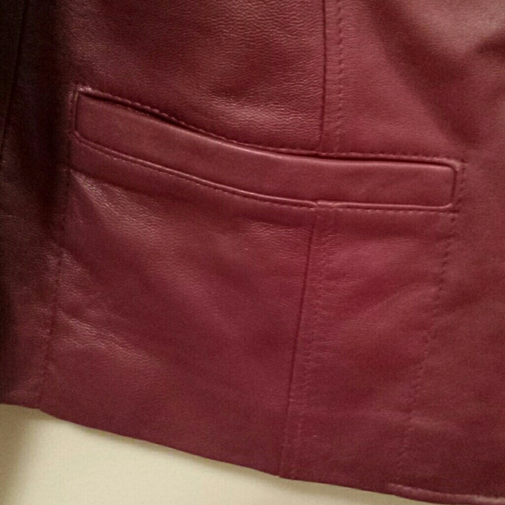 Real leather Burgundy Jacket - Picture 4 of 8